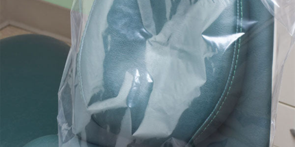 Plasdent - 11" x 9-1/2" Headrest Covers, Clear Plastic 250/Bx. Pleated